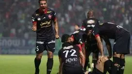 برگزاری دیدار پرسپولیس - نساجی با حضور یک تماشاگر زن