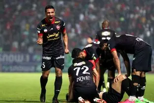 خلاصه بازی: نساجی ۱ - ۲ پرسپولیس