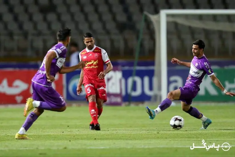 هوادار ۰ - ۲ پرسپولیس