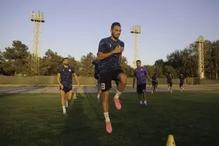 بازگشت مدافع استقلال برای دیدار مقابل النصر