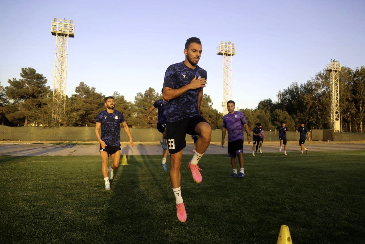 بازگشت مدافع استقلال برای دیدار مقابل النصر