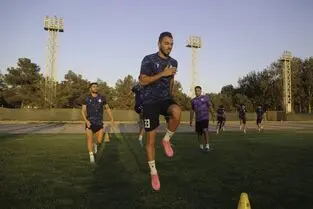 بازگشت مدافع استقلال برای دیدار مقابل النصر