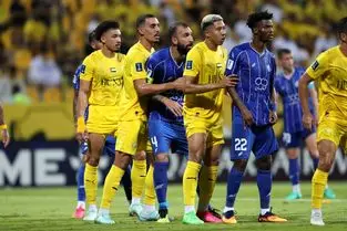 خلاصه بازی: الوصل ۷ - ۱ استقلال