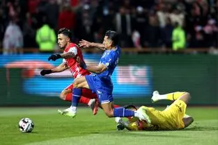 هوش مصنوعی جنجال داوری دربی را بررسی کرد؛ پنالتی پرسپولیس آفساید بود!