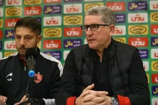 سرمربی پرسپولیس: حضور زنان در ورزشگاه، اتفاقی خاص و الهام‌بخش است
