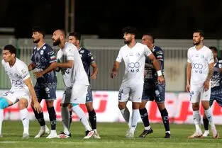خلاصه بازی: چادرملو ۱ - ۱ استقلال