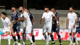 خلاصه بازی: چادرملو ۱ - ۱ استقلال