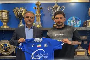 ستاره ۱۹ ساله شمس‌آذر استقلالی شد