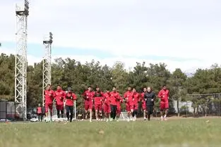 اردوی پرسپولیس در ترکیه در ابهام؛ کارتال منتظر چراغ سبز مدیران باشگاه