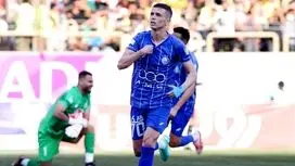 استقلال با پیروزی قاطع برابر فجرسپاسی، به صدر جدول لیگ برتر صعود کرد