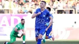 استقلال با پیروزی قاطع برابر فجرسپاسی، به صدر جدول لیگ برتر صعود کرد