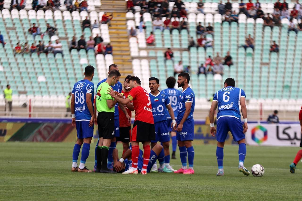 دو امتیاز حساس از دست استقلال پرید؛ آبی‌ها امیدوار به توقف پرسپولیس