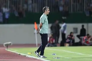 جلسه سرنوشت‌ساز در کمپ آبی؛ سیدورف و جباری درباره آینده نیمکت استقلال گفتگو کردند