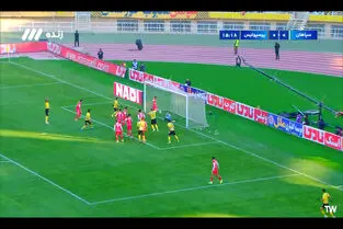 گل اول سپاهان به پرسپولیس با گل به خودی مسعود ریگی