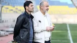 عبدالکریم حسن ۵۰۰۰ دلار به دروازه‌بان پرسپولیس داد