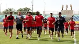 سپاهان، تراکتور یا تمدید؛ آخرین تصمیم مدافع ملی‌پوش پرسپولیس مشخص شد