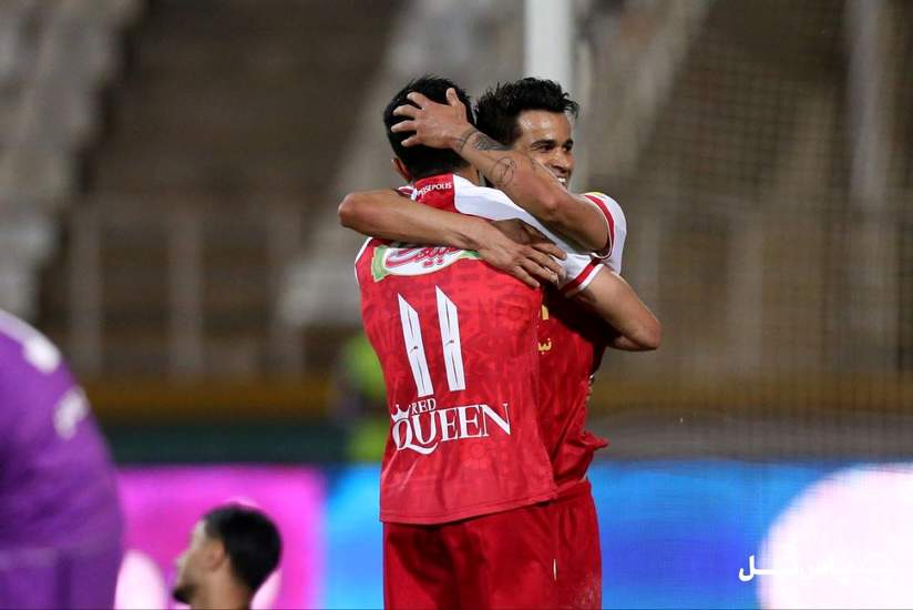 هوادار ۰ - ۲ پرسپولیس