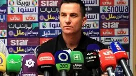 فروش پرچم برای بازی بدون تماشاگر!