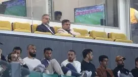 استقلال بچه سرراهی نیست