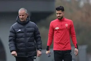 تمرین پرسپولیس زیر باران!