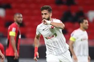 گل اول پرسپولیس به الریان توسط فرشاد فرجی