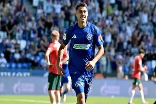 سوتی عجیب باشگاه روسی در پیام بدرقه مهاجم ایرانی استقلال