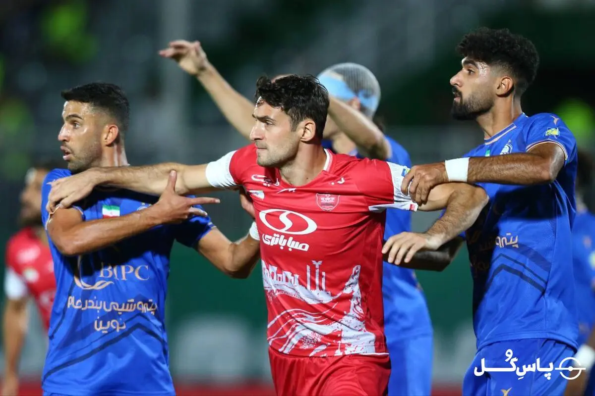 پرسپولیس با پنالتی دقیقه ۹۰، نکونام را به لبه پرتگاه فرستاد