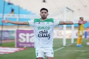 پرسپولیسی هستم، اما با استقلال و سپاهان هم مذاکره کردم