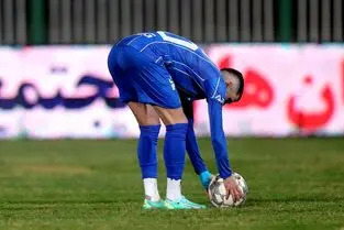 گل اول استقلال به سپاهان توسط یاسر آسانی