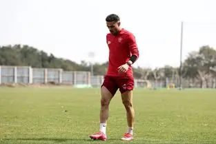 بلاتکلیفی در پرسپولیس؛ اورونوف و بیفوما منتظر ساعت پرواز به تهران