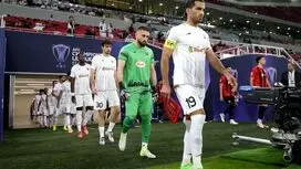 لحظه مصدومیت وحشتناک امید عالیشاه؛ دندان کاپیتان پرسپولیس به بیرون پرت شد