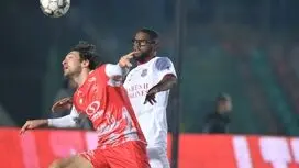 شوک به پرسپولیس: ستاره محبوب کارتال دیدار با نساجی را از دست داد؟