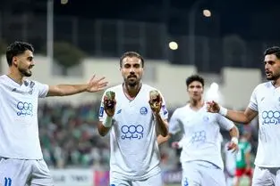 گل اول استقلال به الوحدات