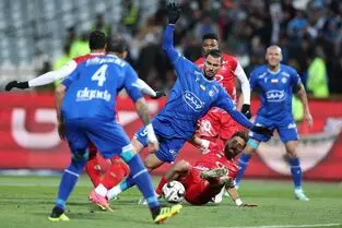 واکنش تند هواداران استقلال به احتمال کسب سهمیه لیگ نخبگان توسط پرسپولیس