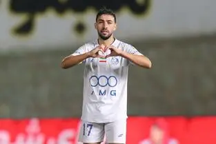 گل اول استقلال به چادرملو