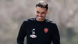  هشدار تند پرسپولیس به ارونوف؛ یا تغییر سبک زندگی یا فسخ قرارداد