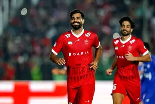 گل اول پرسپولیس به تراکتور