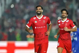گل اول پرسپولیس به تراکتور