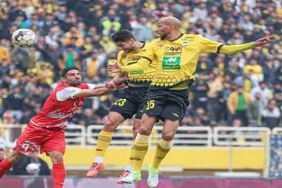 رسپولیس به شکار ستاره سپاهان نزدیک شد؛ سومین انتقال جنجالی در راه است؟