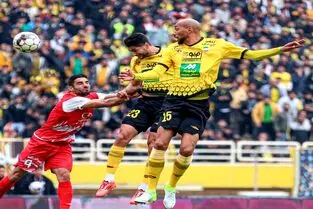 رسپولیس به شکار ستاره سپاهان نزدیک شد؛ سومین انتقال جنجالی در راه است؟
