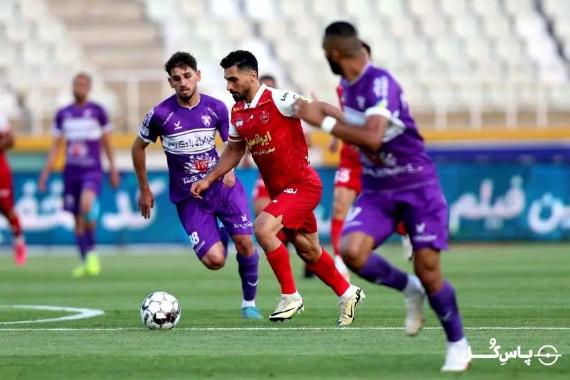 هوادار ۰ - ۲ پرسپولیس