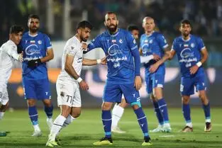 تساوی بدون گل استقلال و گل‌گهر در دیداری سرد
