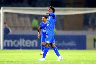 استقلال مقابل شمس آذر نه مربی دارد و نه مهاجم!