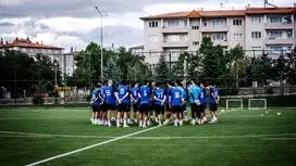 پیروزی استقلال در قزوین در روز عرض اندام VAR