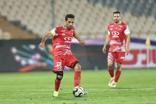 نزدیک شدن وحید امیری به رکورد ۲۵۰ بازی با پیراهن پرسپولیس
