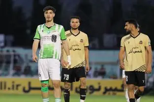 مسعود عبدی: استفاده از هلی کوپتر برای خشک کردن زمین چمن در دنیا رایج است