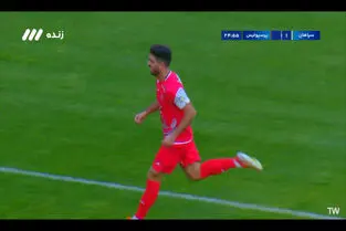 گل اول پرسپولیس به سپاهان توسط محمد خدابنده‌لو