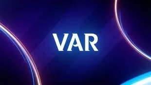 بحران ادامه‌دار VAR در فوتبال ایران؛ وقفه ۱۸ دقیقه‌ای و هیچ‌کس پاسخگو نیست!  
