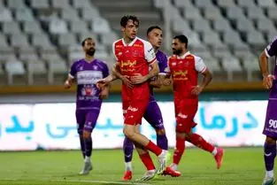 پرسپولیس با شکست هوادار موقتا صدرنشین شد