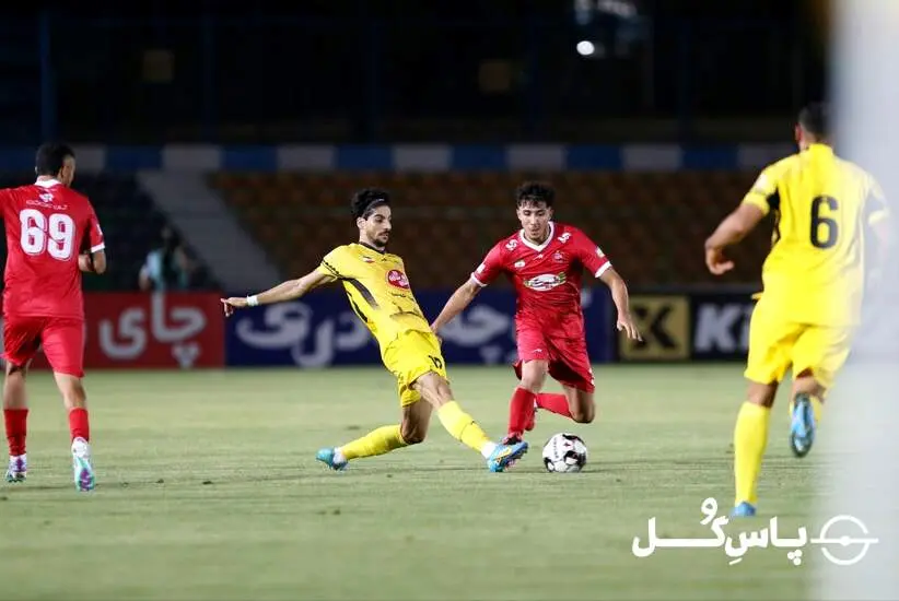 گزارش تصویری: پرسپولیس ۱ - ۱ فجر سپاسی